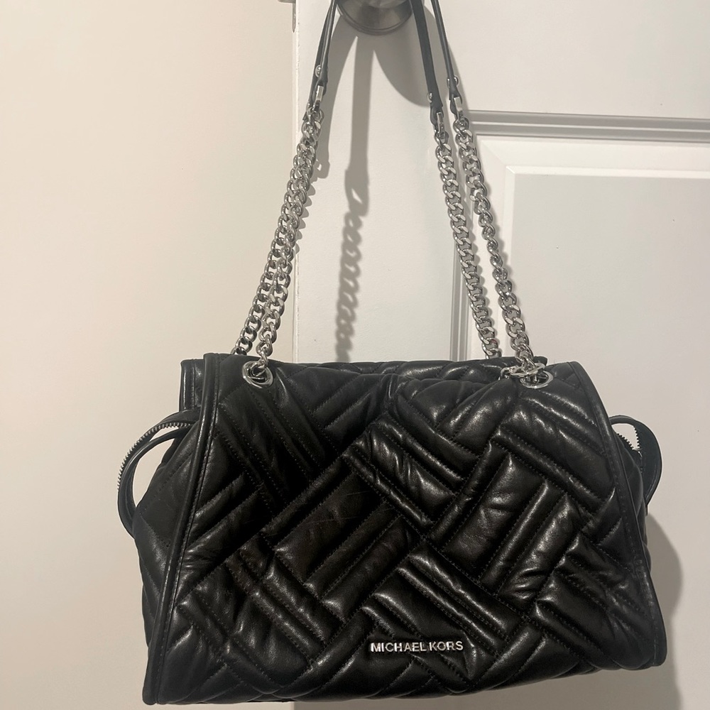MICHAEL KORS LARGE KATHY SATCHEL